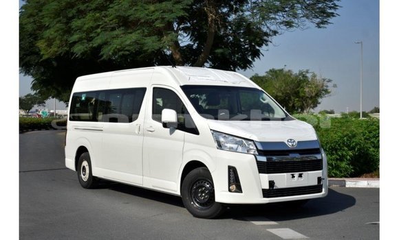 Buy Import Toyota Hiace White Car in Import - Dubai in Bumthang Buy Import Toyota Hiace White Car in Import - Dubai in Bumthang