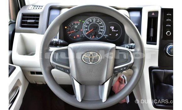 Buy Import Toyota Hiace White Car in Import - Dubai in Bumthang Buy Import Toyota Hiace White Car in Import - Dubai in Bumthang