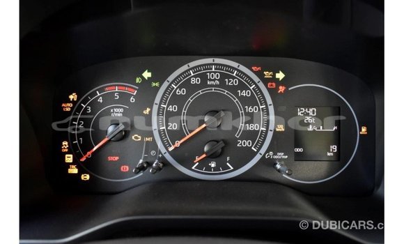 Buy Import Toyota Hiace White Car in Import - Dubai in Bumthang Buy Import Toyota Hiace White Car in Import - Dubai in Bumthang