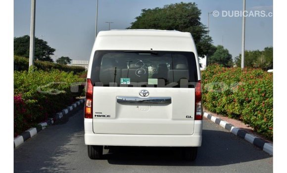 Buy Import Toyota Hiace White Car in Import - Dubai in Bumthang Buy Import Toyota Hiace White Car in Import - Dubai in Bumthang