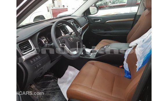 Buy Import Toyota Highlander Black Car in Import - Dubai in Bumthang Buy Import Toyota Highlander Black Car in Import - Dubai in Bumthang