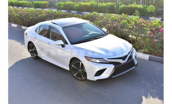 Buy Import Toyota Camry White Car in Import - Dubai in Bumthang Buy Import Toyota Camry White Car in Import - Dubai in Bumthang