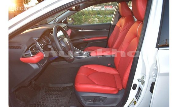 Buy Import Toyota Camry White Car in Import - Dubai in Bumthang Buy Import Toyota Camry White Car in Import - Dubai in Bumthang