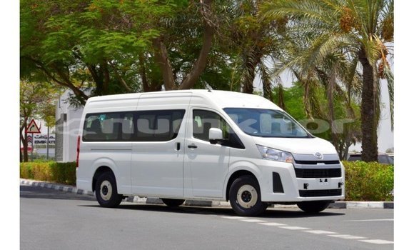 Buy Import Toyota Hiace White Car in Import - Dubai in Bumthang Buy Import Toyota Hiace White Car in Import - Dubai in Bumthang
