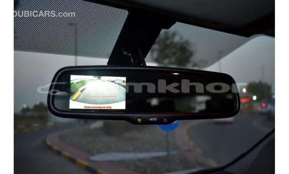 Buy Import Toyota Hiace White Car in Import - Dubai in Bumthang Buy Import Toyota Hiace White Car in Import - Dubai in Bumthang