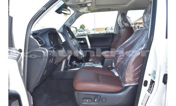 Buy Import Toyota 4Runner White Car in Import - Dubai in Bumthang Buy Import Toyota 4Runner White Car in Import - Dubai in Bumthang