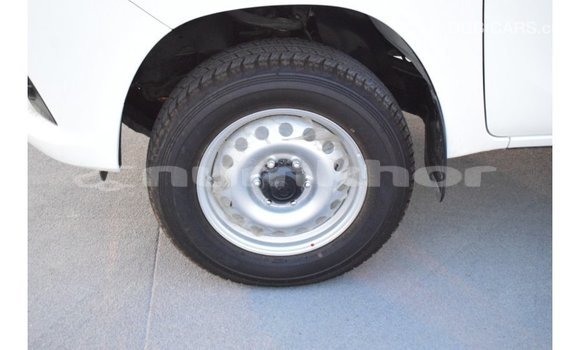 Buy Import Toyota Hilux White Car in Import - Dubai in Bumthang Buy Import Toyota Hilux White Car in Import - Dubai in Bumthang
