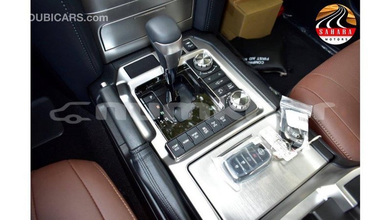 Big with watermark toyota land cruiser bumthang import dubai 2187
