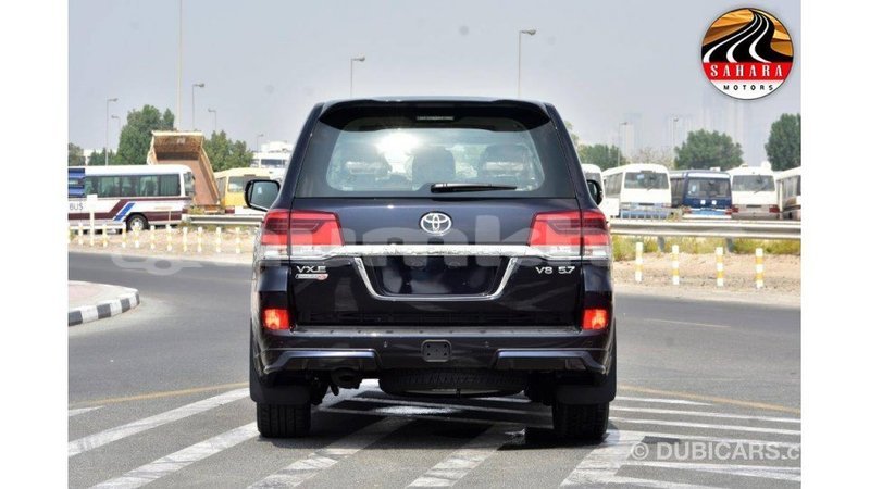 Big with watermark toyota land cruiser bumthang import dubai 2187