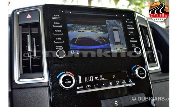 Buy Import Toyota Granvia White Car in Import - Dubai in Bumthang Buy Import Toyota Granvia White Car in Import - Dubai in Bumthang