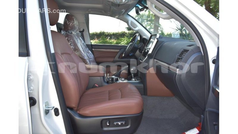 Big with watermark toyota land cruiser bumthang import dubai 2192