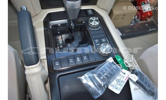 Buy Import Toyota Land Cruiser Black Car in Import - Dubai in Bumthang Buy Import Toyota Land Cruiser Black Car in Import - Dubai in Bumthang