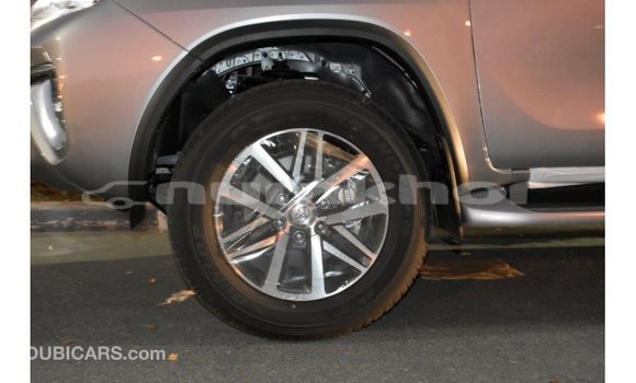 Buy Import Toyota Fortuner Other Car in Import - Dubai in Bumthang Buy Import Toyota Fortuner Other Car in Import - Dubai in Bumthang