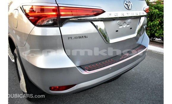 Buy Import Toyota Fortuner Other Car in Import - Dubai in Bumthang Buy Import Toyota Fortuner Other Car in Import - Dubai in Bumthang