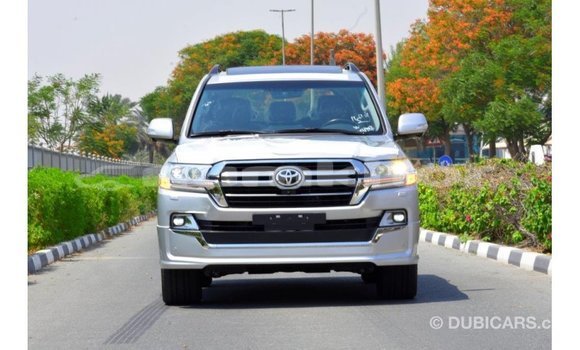 Buy Import Toyota Land Cruiser Other Car in Import - Dubai in Bumthang Buy Import Toyota Land Cruiser Other Car in Import - Dubai in Bumthang