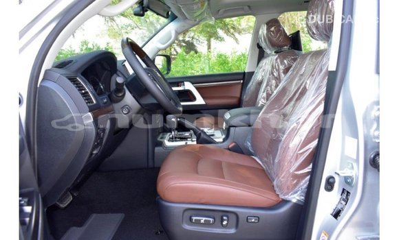 Buy Import Toyota Land Cruiser Other Car in Import - Dubai in Bumthang Buy Import Toyota Land Cruiser Other Car in Import - Dubai in Bumthang