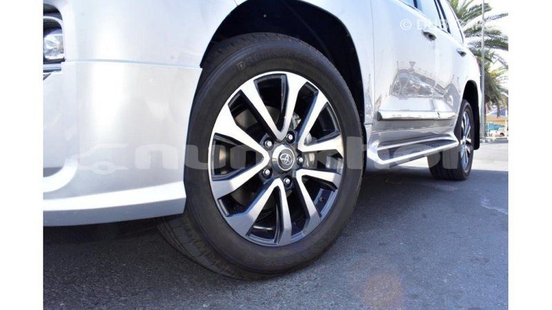 Big with watermark toyota land cruiser bumthang import dubai 2195