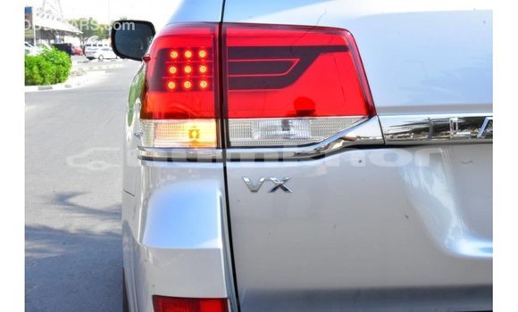 Buy Import Toyota Land Cruiser Other Car in Import - Dubai in Bumthang Buy Import Toyota Land Cruiser Other Car in Import - Dubai in Bumthang