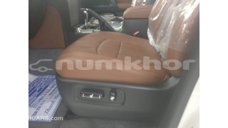 Big with watermark toyota land cruiser bumthang import dubai 2200