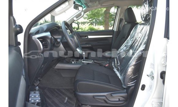 Buy Import Toyota Hilux White Car in Import - Dubai in Bumthang Buy Import Toyota Hilux White Car in Import - Dubai in Bumthang