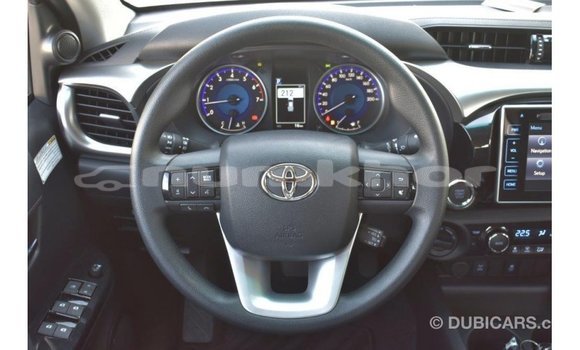 Buy Import Toyota Hilux White Car in Import - Dubai in Bumthang Buy Import Toyota Hilux White Car in Import - Dubai in Bumthang
