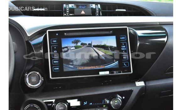 Buy Import Toyota Hilux White Car in Import - Dubai in Bumthang Buy Import Toyota Hilux White Car in Import - Dubai in Bumthang