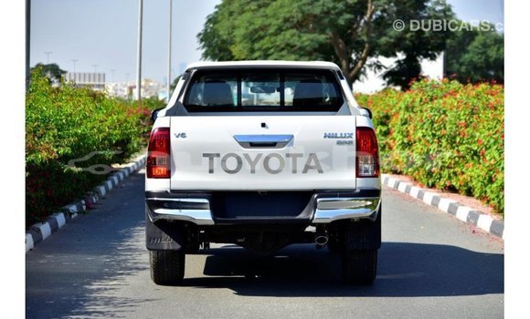 Buy Import Toyota Hilux White Car in Import - Dubai in Bumthang Buy Import Toyota Hilux White Car in Import - Dubai in Bumthang