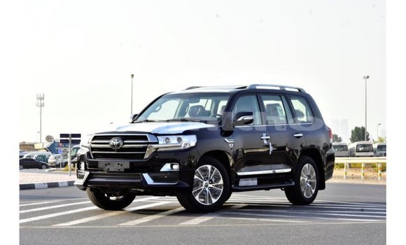 Buy Import Toyota Land Cruiser Black Car in Import - Dubai in Bumthang Buy Import Toyota Land Cruiser Black Car in Import - Dubai in Bumthang