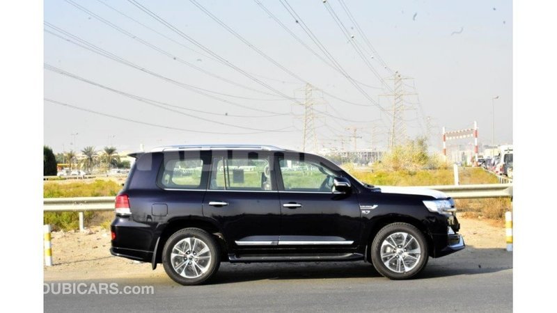 Big with watermark toyota land cruiser bumthang import dubai 2205