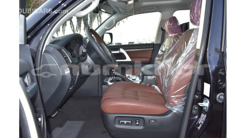 Big with watermark toyota land cruiser bumthang import dubai 2205