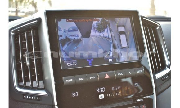 Buy Import Toyota Land Cruiser Black Car in Import - Dubai in Bumthang Buy Import Toyota Land Cruiser Black Car in Import - Dubai in Bumthang