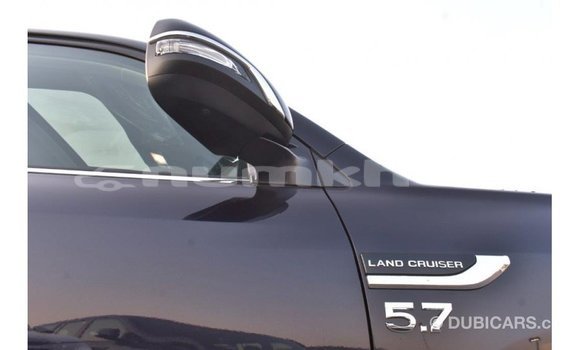 Buy Import Toyota Land Cruiser Black Car in Import - Dubai in Bumthang Buy Import Toyota Land Cruiser Black Car in Import - Dubai in Bumthang