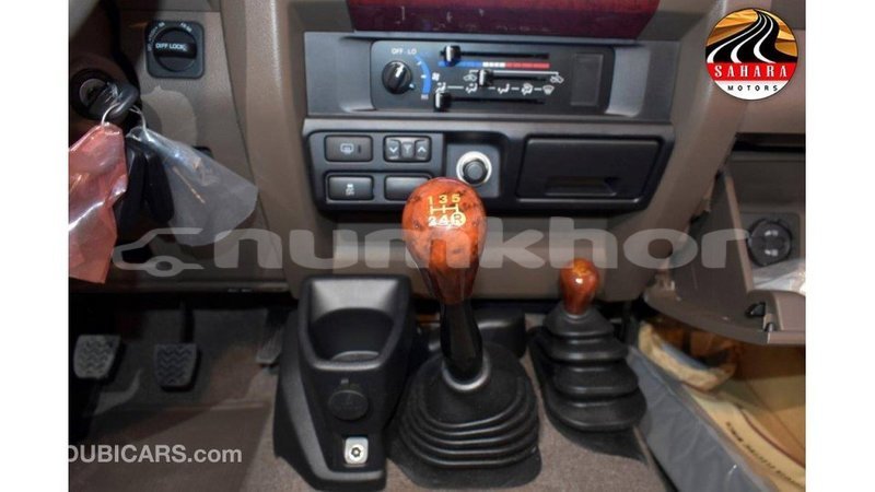 Big with watermark toyota land cruiser bumthang import dubai 2207