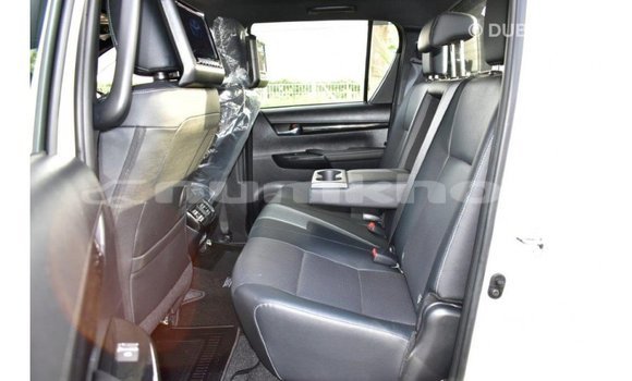 Buy Import Toyota Hilux White Car in Import - Dubai in Bumthang Buy Import Toyota Hilux White Car in Import - Dubai in Bumthang