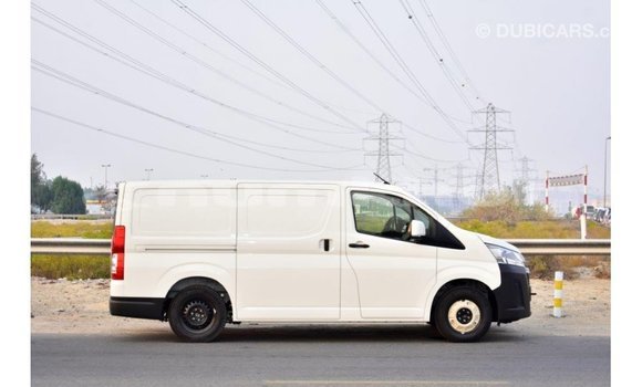 Buy Import Toyota Hiace White Car in Import - Dubai in Bumthang Buy Import Toyota Hiace White Car in Import - Dubai in Bumthang