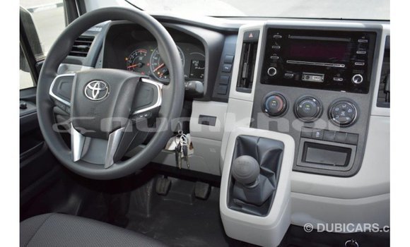 Buy Import Toyota Hiace White Car in Import - Dubai in Bumthang Buy Import Toyota Hiace White Car in Import - Dubai in Bumthang
