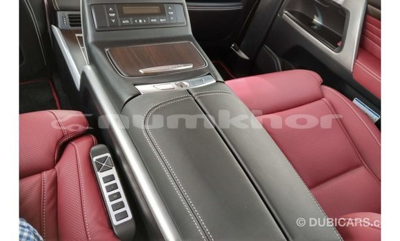 Buy Import Toyota Land Cruiser Black Car in Import - Dubai in Bumthang Buy Import Toyota Land Cruiser Black Car in Import - Dubai in Bumthang