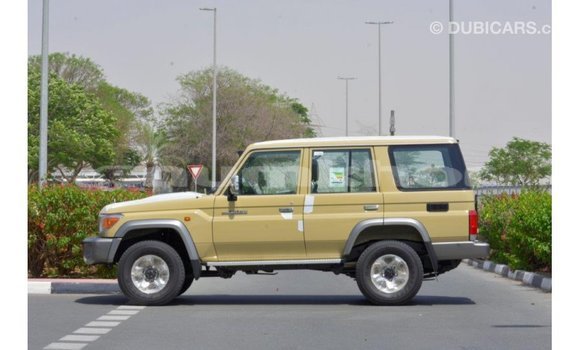 Buy Import Toyota Land Cruiser Beige Car in Import - Dubai in Bumthang Buy Import Toyota Land Cruiser Beige Car in Import - Dubai in Bumthang
