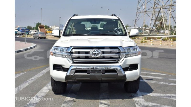 Big with watermark toyota land cruiser bumthang import dubai 2215