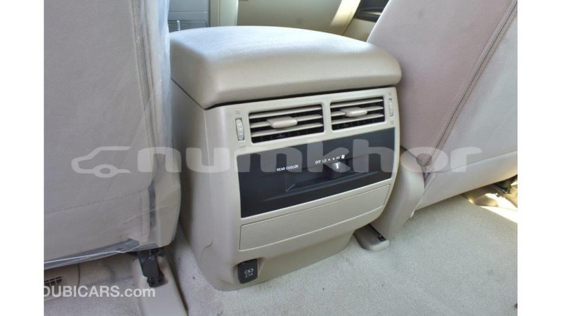 Big with watermark toyota land cruiser bumthang import dubai 2215