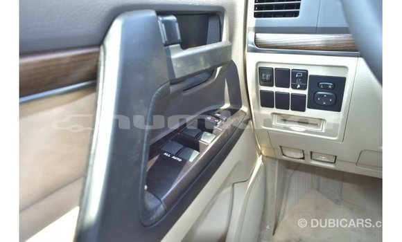 Buy Import Toyota Land Cruiser White Car in Import - Dubai in Bumthang Buy Import Toyota Land Cruiser White Car in Import - Dubai in Bumthang