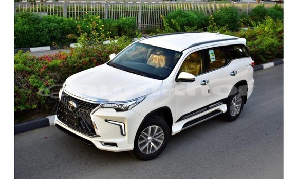 Buy Import Toyota Fortuner White Car in Import - Dubai in Bumthang Buy Import Toyota Fortuner White Car in Import - Dubai in Bumthang