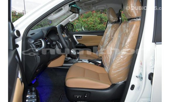 Buy Import Toyota Fortuner White Car in Import - Dubai in Bumthang Buy Import Toyota Fortuner White Car in Import - Dubai in Bumthang