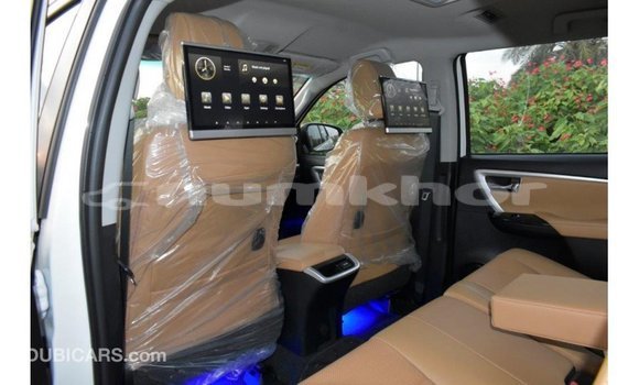 Buy Import Toyota Fortuner White Car in Import - Dubai in Bumthang Buy Import Toyota Fortuner White Car in Import - Dubai in Bumthang
