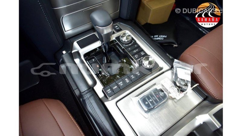 Big with watermark toyota land cruiser bumthang import dubai 2217