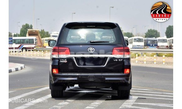 Buy Import Toyota Land Cruiser Black Car in Import - Dubai in Bumthang Buy Import Toyota Land Cruiser Black Car in Import - Dubai in Bumthang