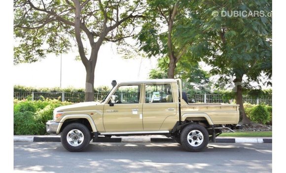Buy Import Toyota Land Cruiser Beige Car in Import - Dubai in Bumthang Buy Import Toyota Land Cruiser Beige Car in Import - Dubai in Bumthang