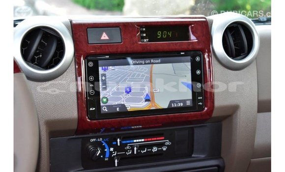 Buy Import Toyota Land Cruiser Beige Car in Import - Dubai in Bumthang Buy Import Toyota Land Cruiser Beige Car in Import - Dubai in Bumthang