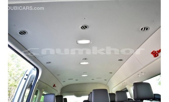 Buy Import Toyota Hiace White Car in Import - Dubai in Bumthang Buy Import Toyota Hiace White Car in Import - Dubai in Bumthang