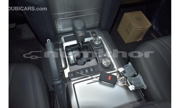 Buy Import Toyota Land Cruiser Black Car in Import - Dubai in Bumthang Buy Import Toyota Land Cruiser Black Car in Import - Dubai in Bumthang